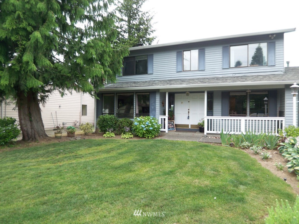 11020 Southeast 183rd Place Renton, WA 98055 - Photo 1 of 12 Gallery Image 1