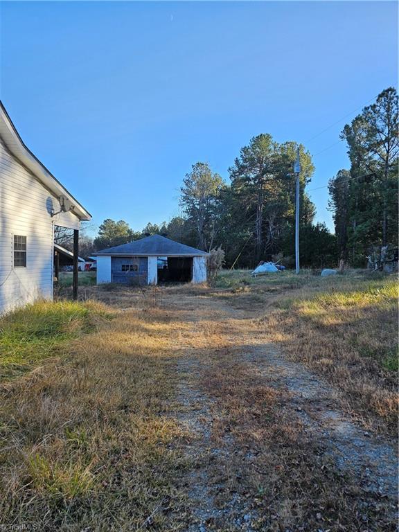 243 Hannah Ferry Road Linwood, NC 27299 - Photo 3 of 8 Gallery Image 3