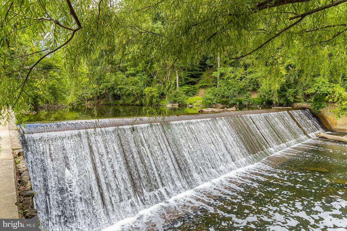 5016 Wetheredsville Road Baltimore, MD 21207 - Photo 56 of 57