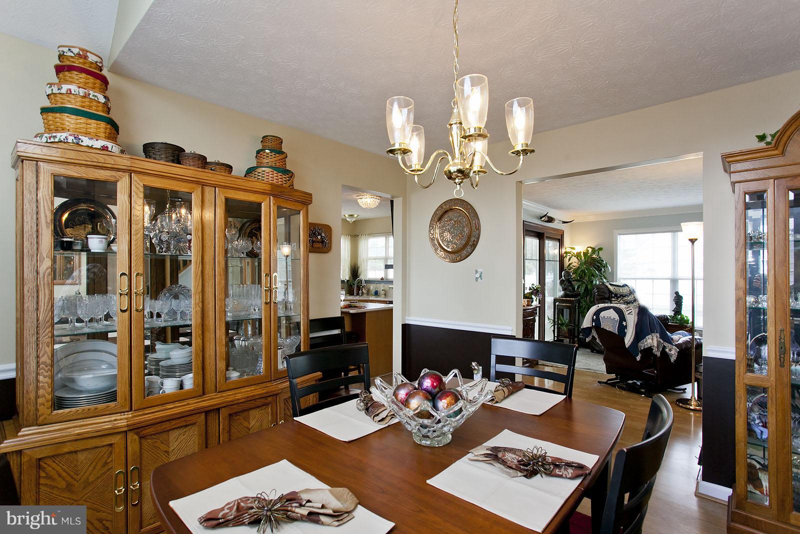 309 Stonehenge Road Winchester, VA 22601 - Photo 4 of 24 Dining Room