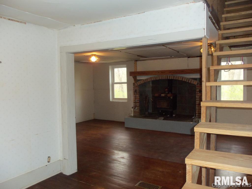 5841 North Walnut St Road Springfield, IL 62707 - Photo 3 of 13 Gallery Image 3