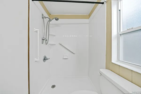 $999 | 1506 Honeysuckle Lane, New Braunfels, TX 78130