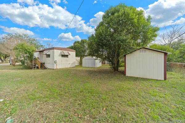 $999 | 1506 Honeysuckle Lane, New Braunfels, TX 78130