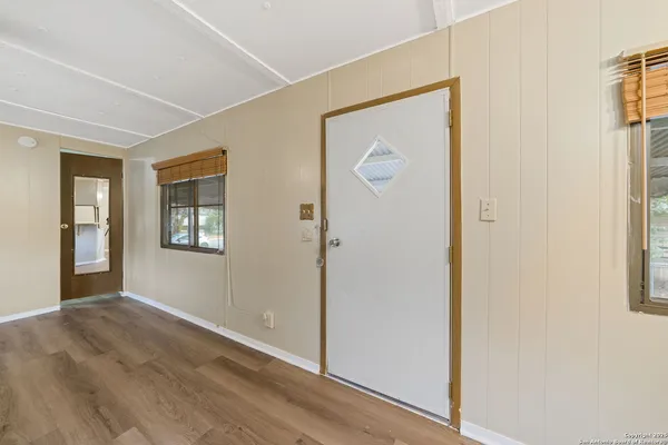 $999 | 1506 Honeysuckle Lane, New Braunfels, TX 78130