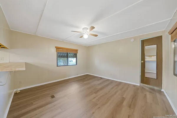 $999 | 1506 Honeysuckle Lane, New Braunfels, TX 78130