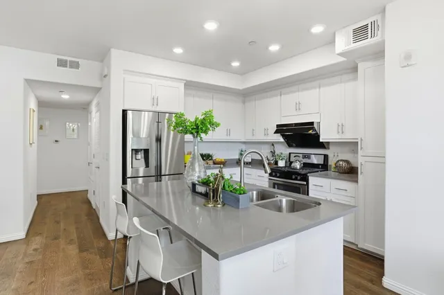 $968,000 | 678 Squire Avenue, San Jose, CA 95133