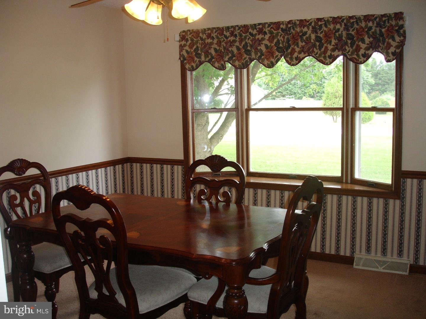 6446 West Denneys Road Dover, DE 19901 - Photo 5 of 24 Dining Room