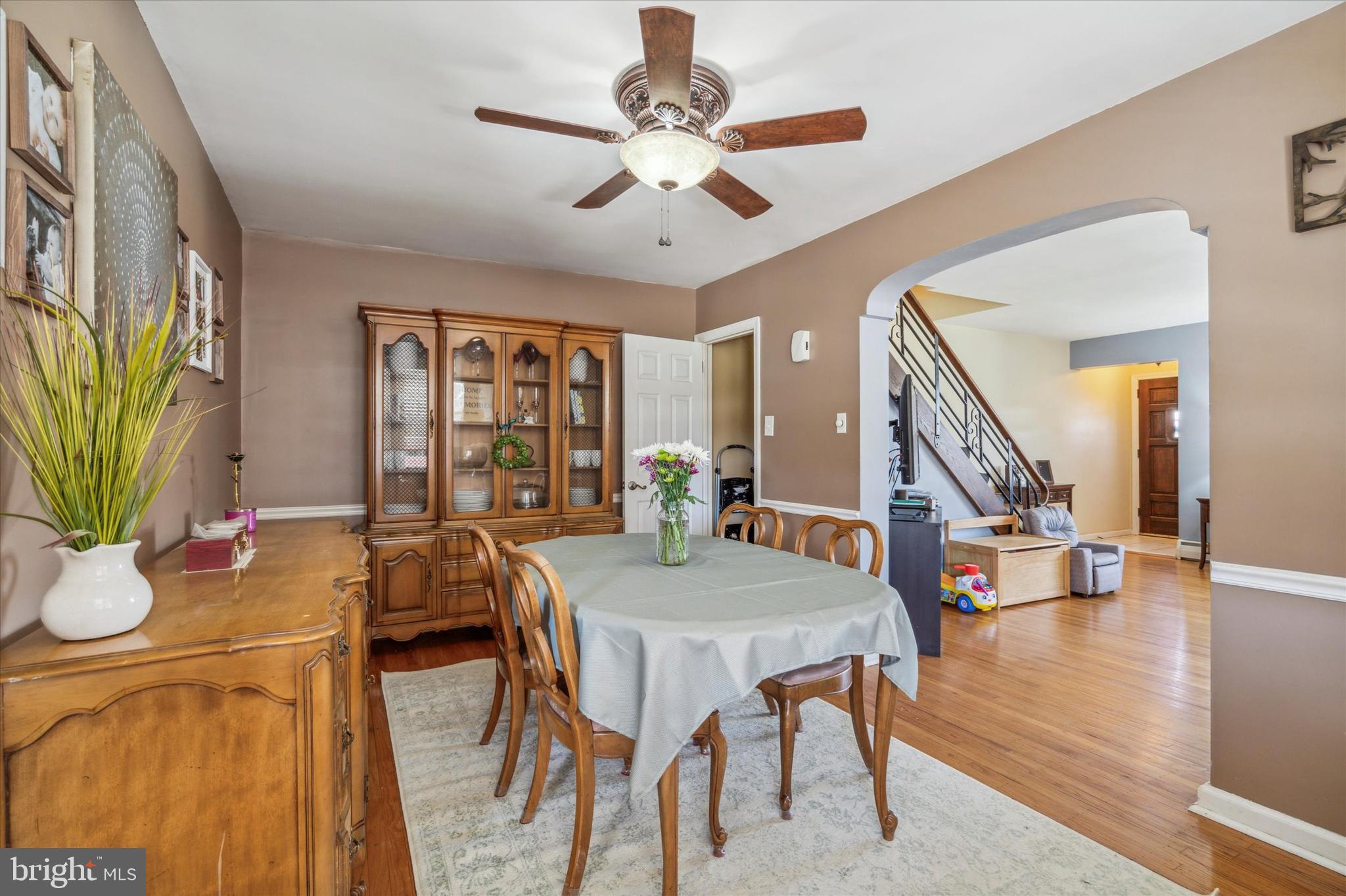864 Medway Road Philadelphia, PA 19115 - Photo 16 of 25 Dining Room