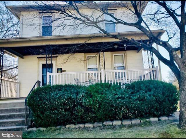 218 Chestnut Street Audubon, NJ 08106 - Photo 10 of 11 a view of a house with a yard