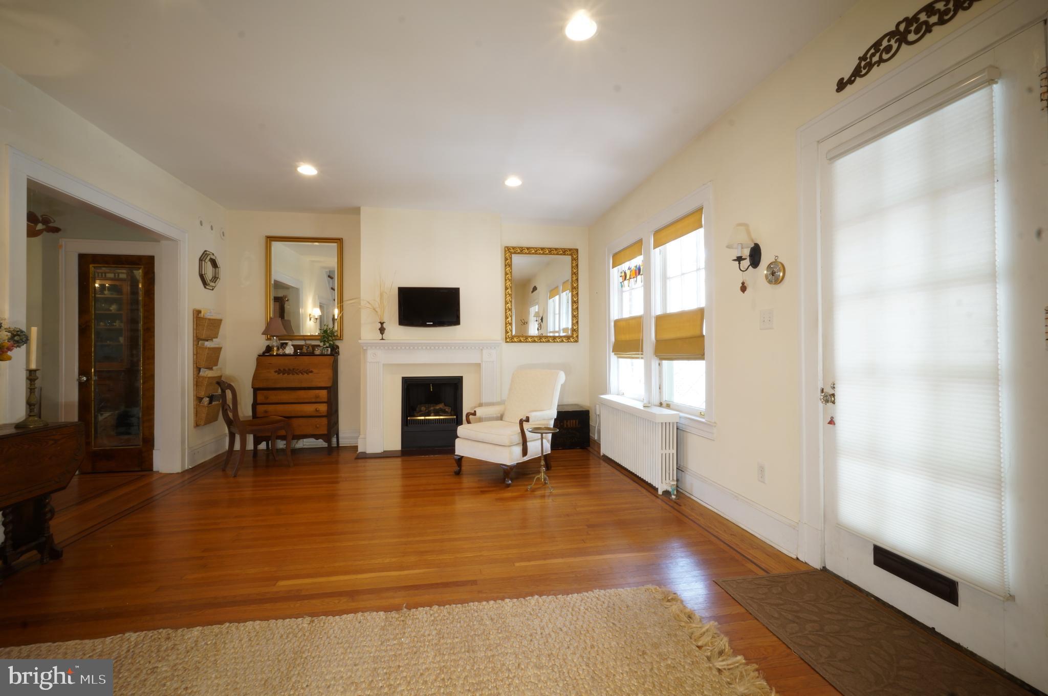 3927 Keswick Road Baltimore, MD 21211 - Photo 11 of 45 Faux Fireplace