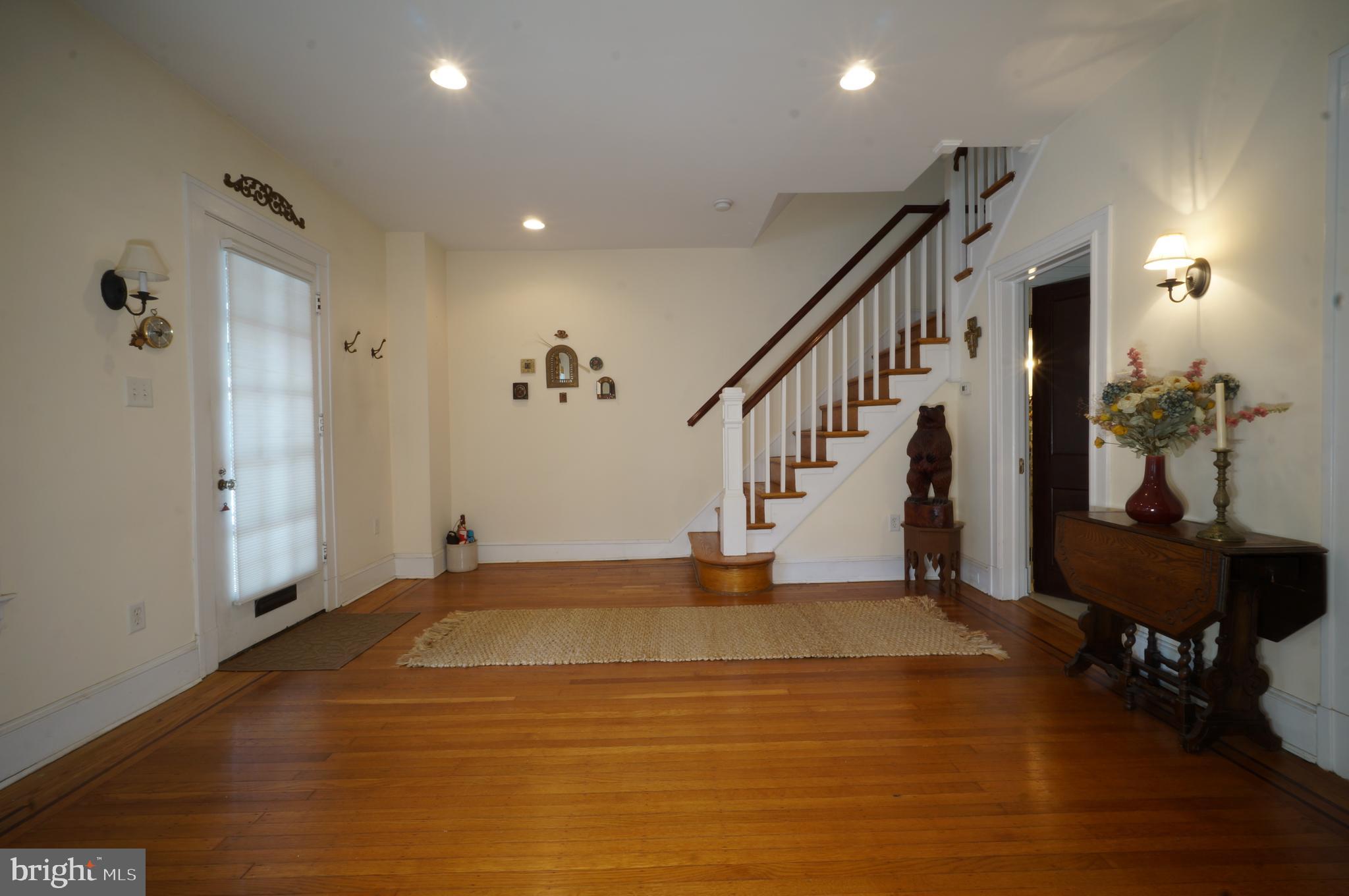 3927 Keswick Road Baltimore, MD 21211 - Photo 9 of 45 Spacious & bright