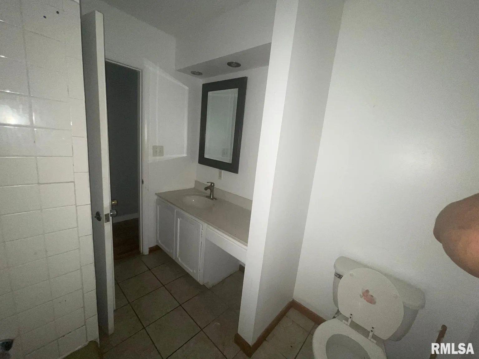 2510 West Jefferson Street Springfield, IL 62702 - Photo 6 of 25