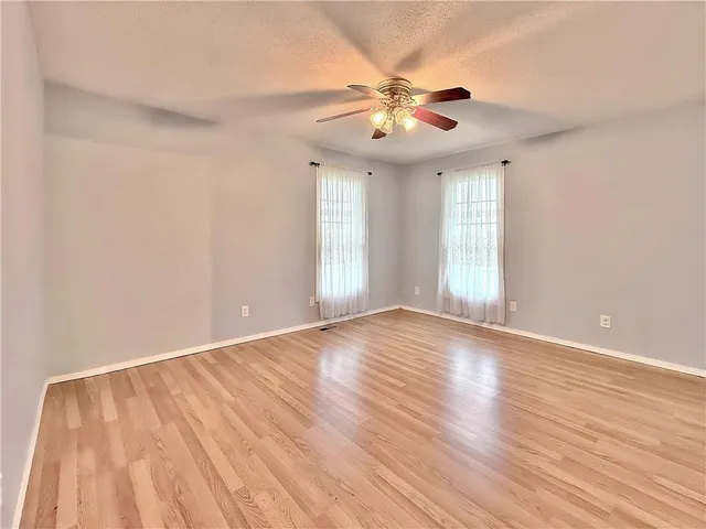 $345,000 | 5501 5200 Road, Cherryvale, KS 67335