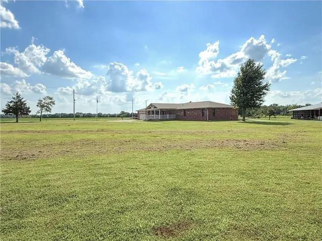 $345,000 | 5501 5200 Road, Cherryvale, KS 67335