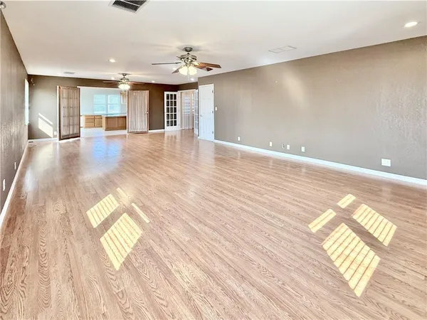 $345,000 | 5501 5200 Road, Cherryvale, KS 67335