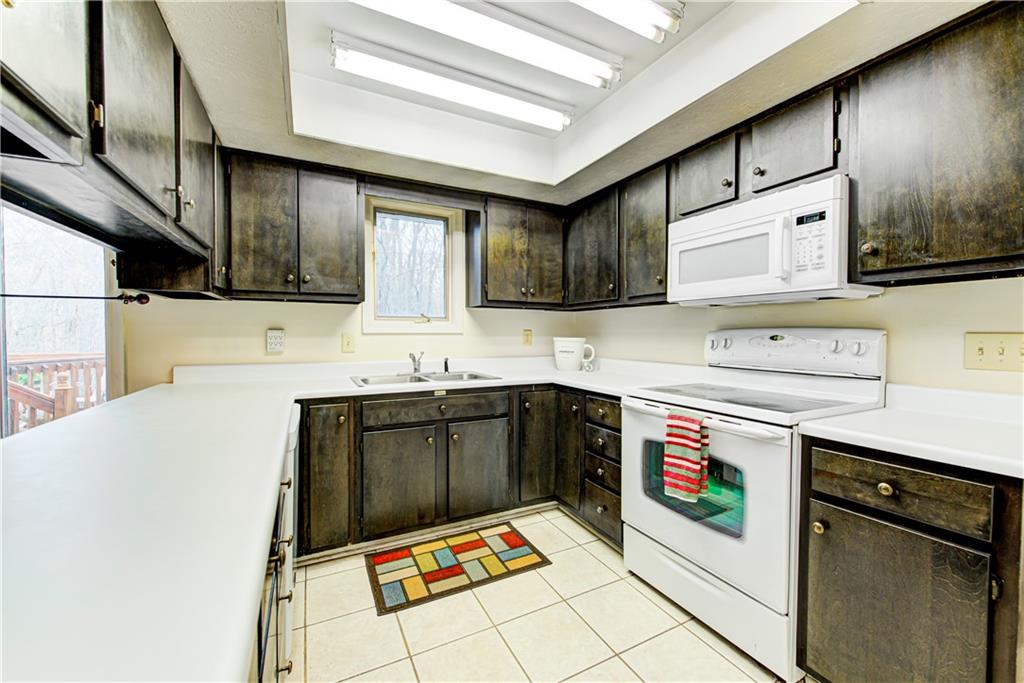 7337 Lafayette Road Indianapolis, IN 46278 - Photo 16 of 43 Gallery Image 16