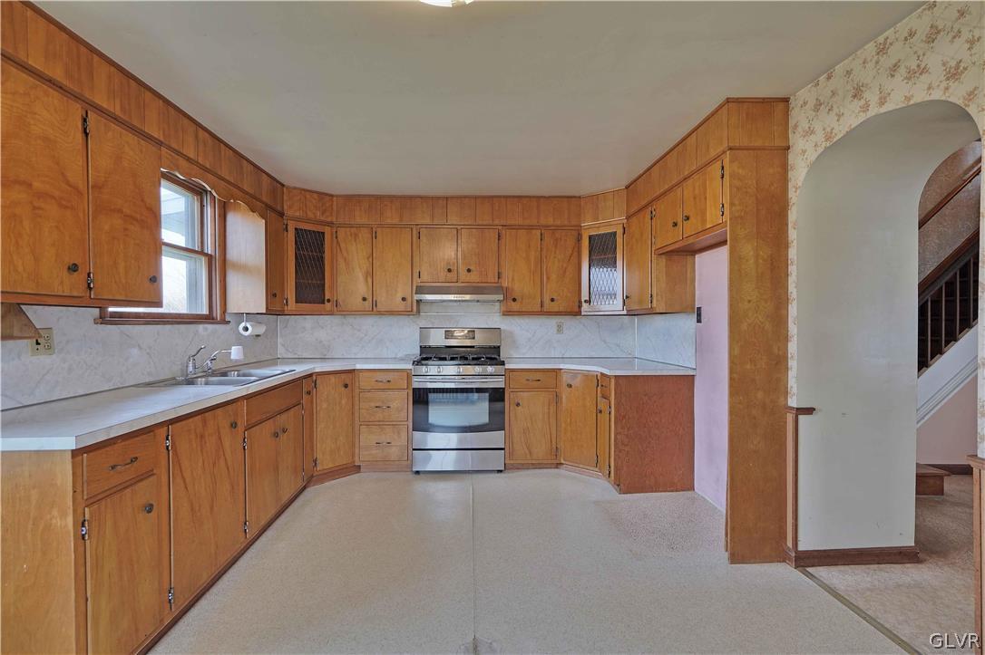 4283 Lanark Road Center Valley, PA 18034 - Photo 11 of 34 Gallery Image 11