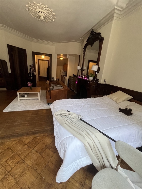 163 Beacon Street, Unit 2 Boston, MA 02116 - Photo 4 of 9