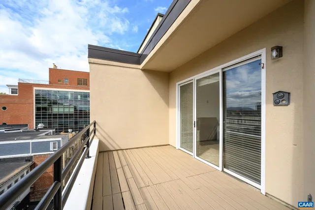 $519,000 | 408 East Market Street, Unit 305, Charlottesville, VA 22902