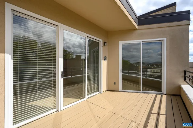 $519,000 | 408 East Market Street, Unit 305, Charlottesville, VA 22902