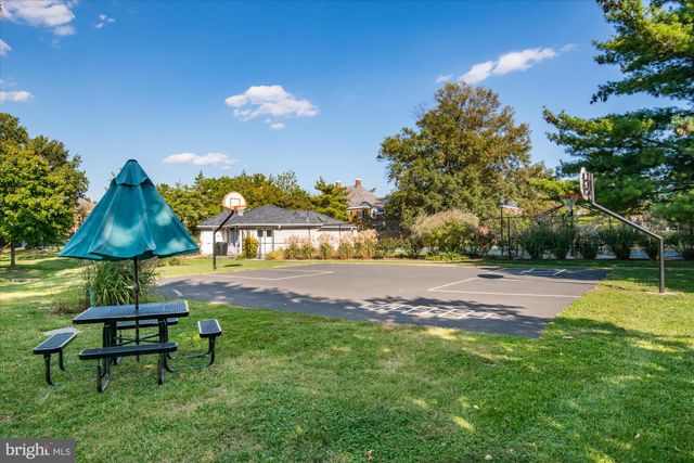 $720,000 | 3565 South Stafford Street, Unit A, Arlington, VA 22206