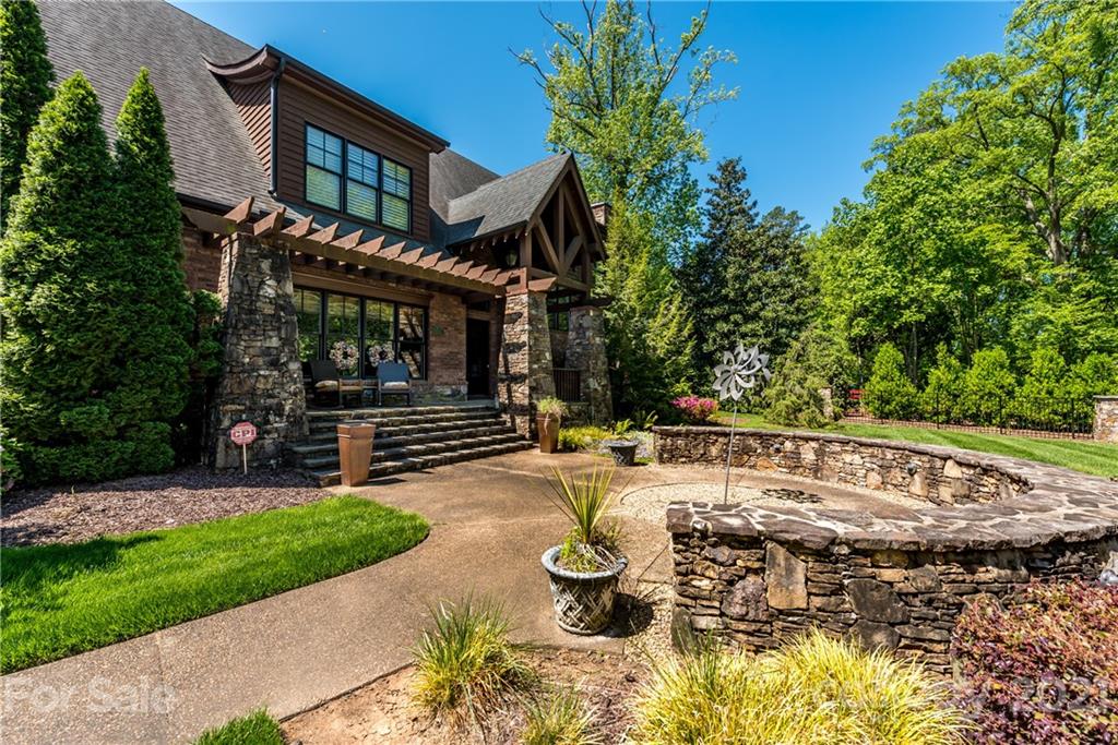 4532 Sharon View Road Charlotte, NC 28226 - Photo 3 of 44 Gallery Image 3