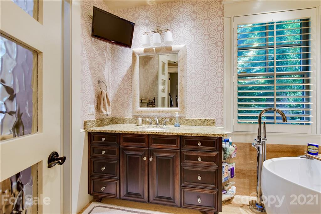 4532 Sharon View Road Charlotte, NC 28226 - Photo 25 of 44 Gallery Image 25