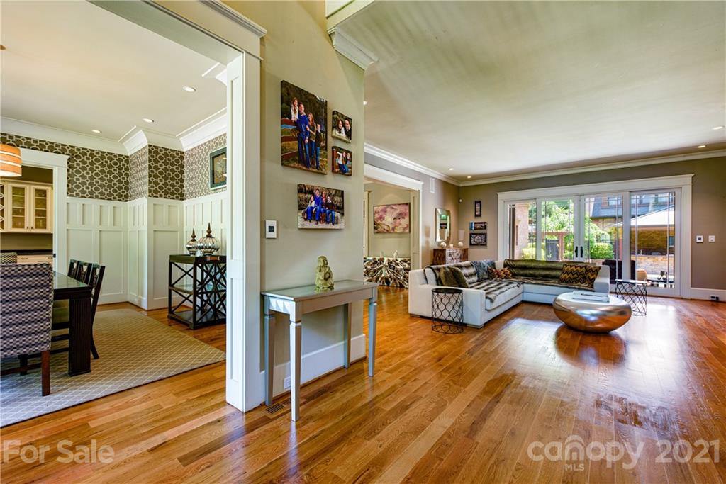 4532 Sharon View Road Charlotte, NC 28226 - Photo 6 of 44 Gallery Image 6