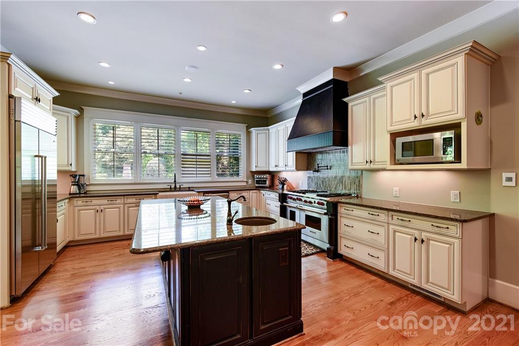 4532 Sharon View Road Charlotte, NC 28226 - Photo 10 of 44 Gallery Image 10