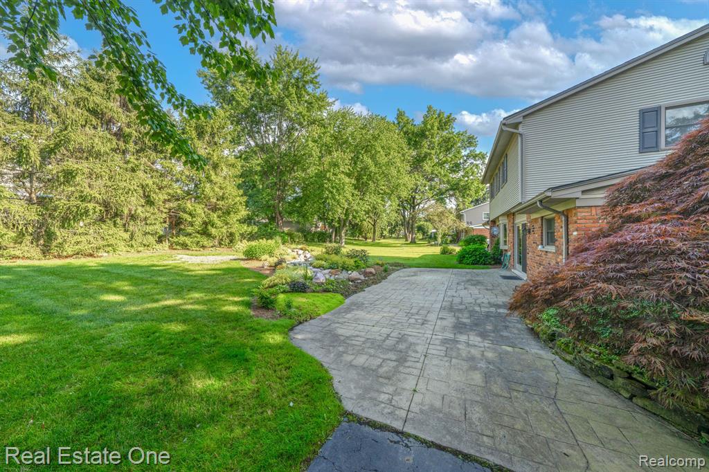563 Millstone Drive Rochester Hills, MI 48309 - Photo 11 of 37