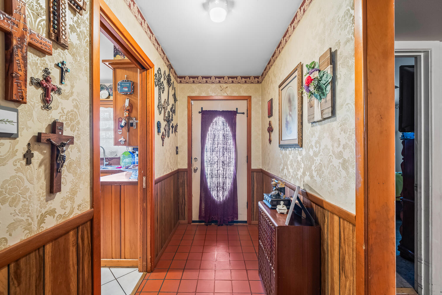 2513 52nd Street Lubbock, TX 79413 - Photo 5 of 29 a view of a hallway with wooden floor and staircase