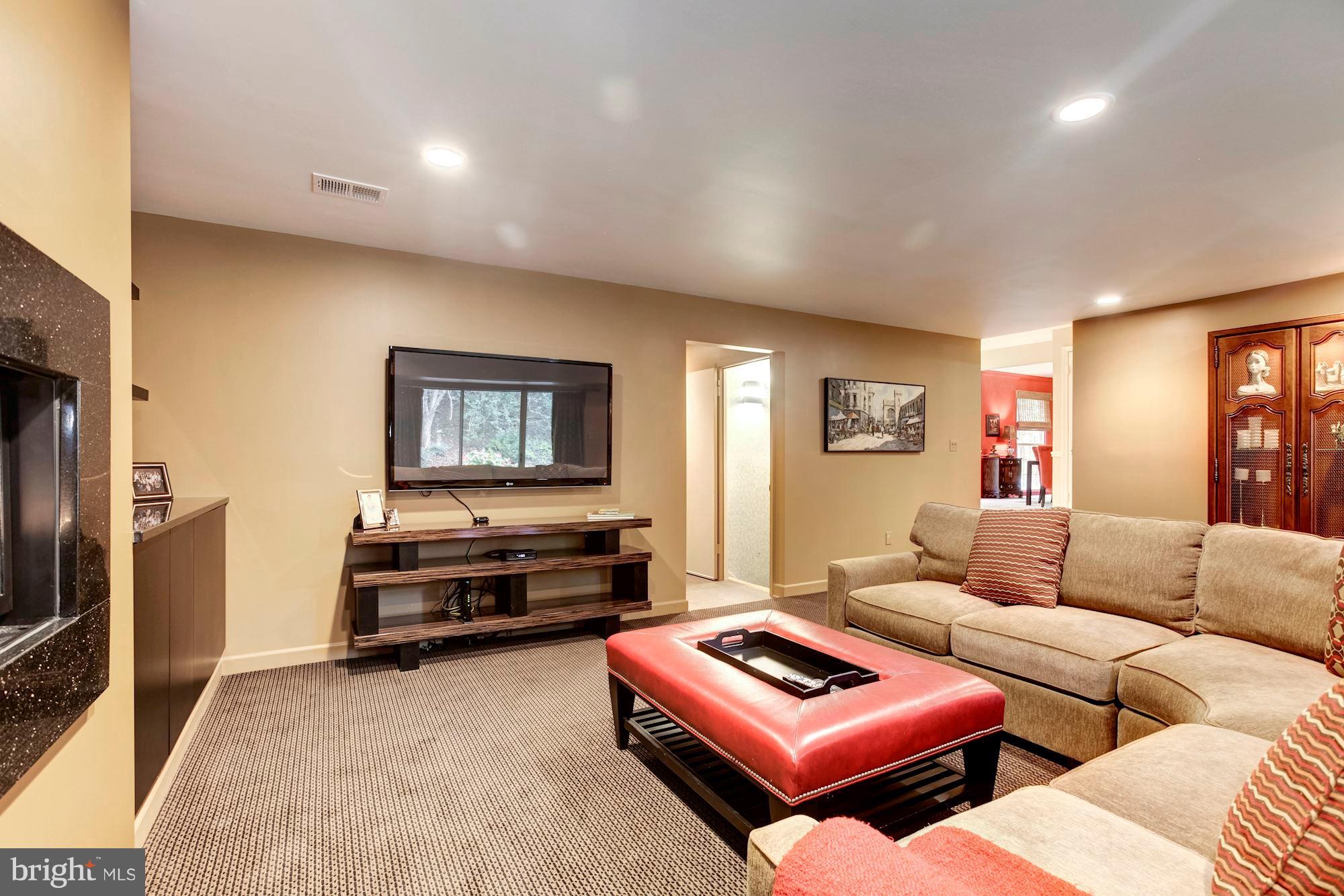 1530 Blue Meadow Road Potomac, MD 20854 - Photo 22 of 41 Gallery Image 22