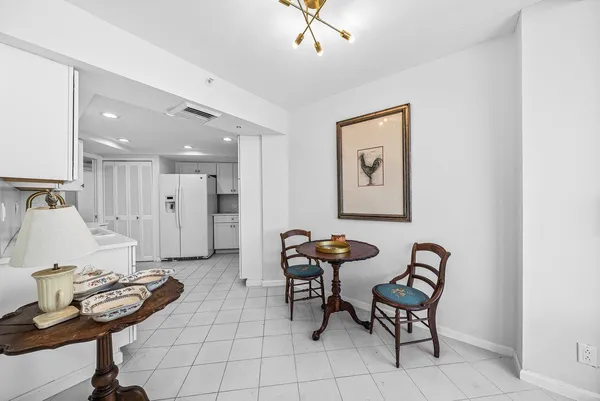 $3,495 | 3560 South Ocean Boulevard, Unit 809, South Palm Beach, FL 33480