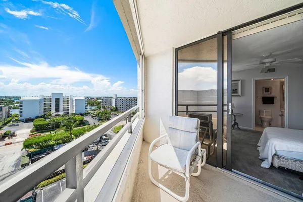 $3,495 | 3560 South Ocean Boulevard, Unit 809, South Palm Beach, FL 33480