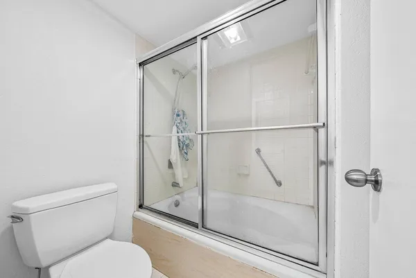 $3,495 | 3560 South Ocean Boulevard, Unit 809, South Palm Beach, FL 33480