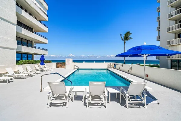 $3,495 | 3560 South Ocean Boulevard, Unit 809, South Palm Beach, FL 33480