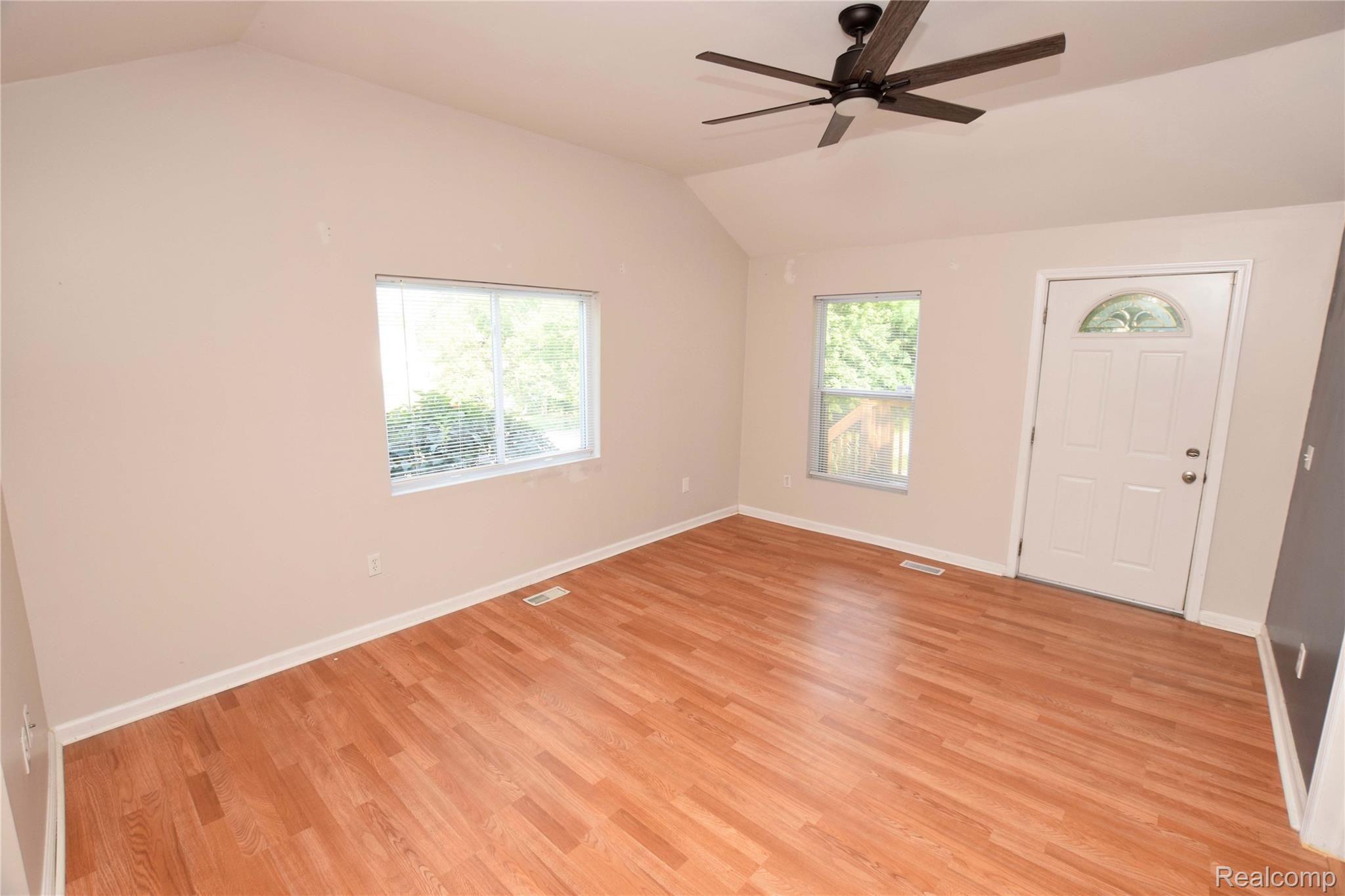 222 2nd Street Fenton, MI 48430 - Photo 2 of 17 Living Room