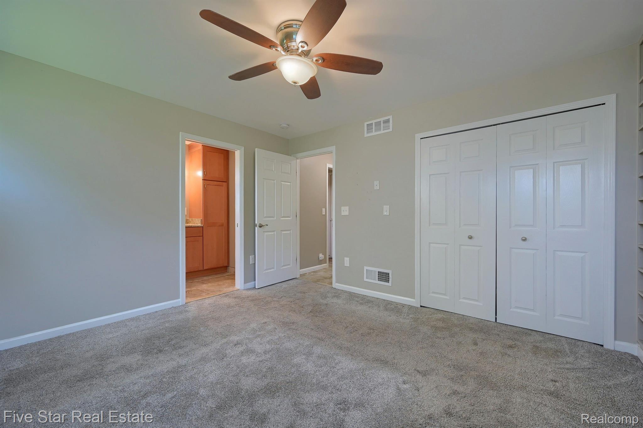 3269 Wakefield Road Berkley, MI 48072 - Photo 14 of 24 Gallery Image 14