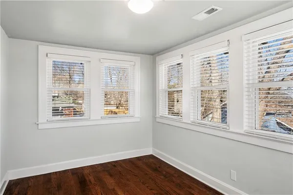 $315,000 | 347 Lawn Avenue, Kansas City, MO 64124