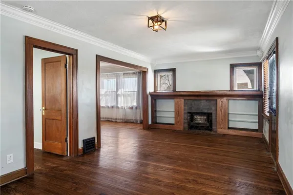 $315,000 | 347 Lawn Avenue, Kansas City, MO 64124