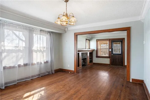 $315,000 | 347 Lawn Avenue, Kansas City, MO 64124