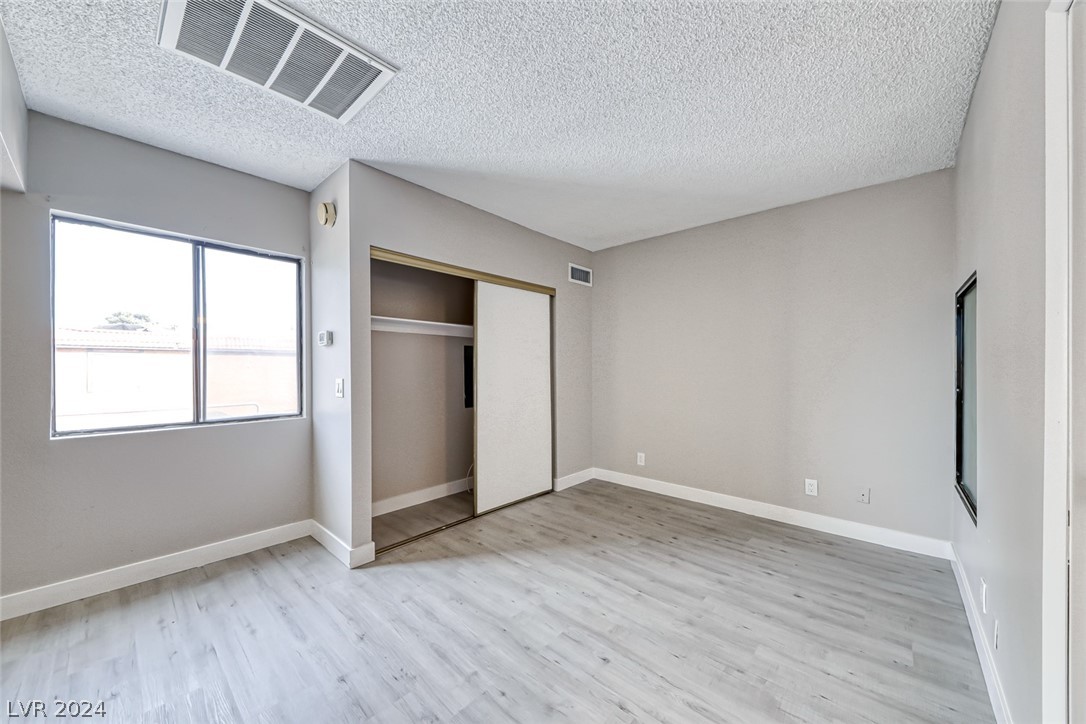 320 Brookside Lane, Unit B Las Vegas, NV 89107 - Photo 14 of 23