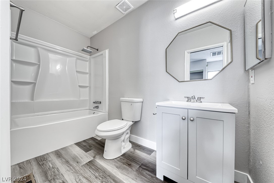 320 Brookside Lane, Unit B Las Vegas, NV 89107 - Photo 17 of 23