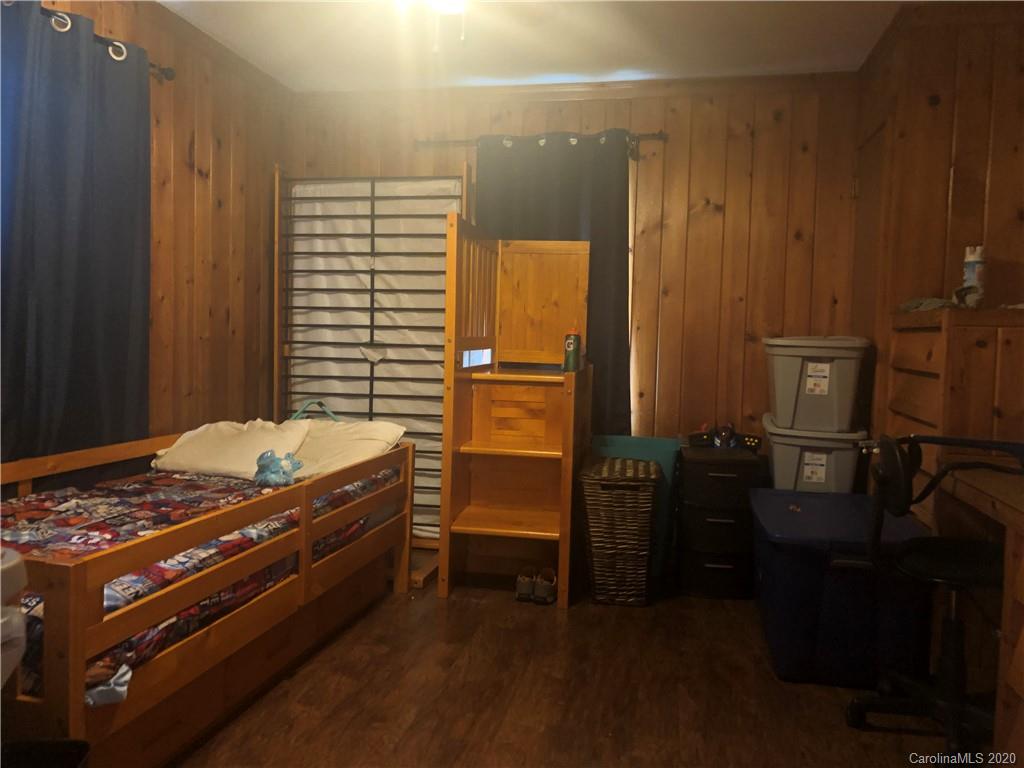 605 English Road Spruce Pine, NC 28777 - Photo 15 of 22 Gallery Image 15
