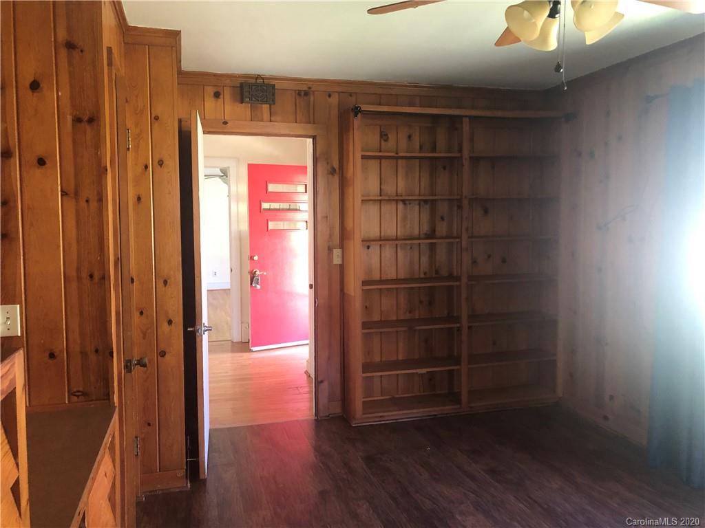 605 English Road Spruce Pine, NC 28777 - Photo 17 of 22 Gallery Image 17