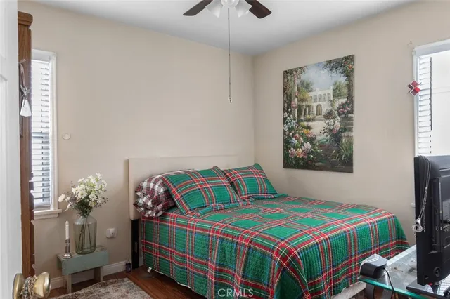 $995,000 | 2410-2412 Termino Avenue, Long Beach, CA 90815