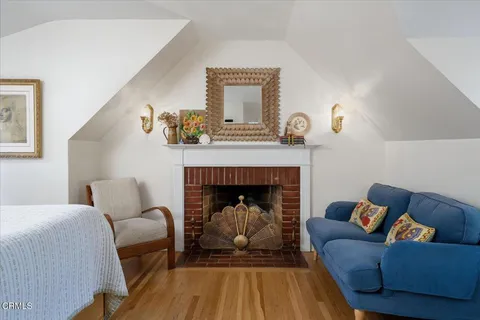 $1,875,000 | 917 East Mountain Street, Glendale, CA 91207