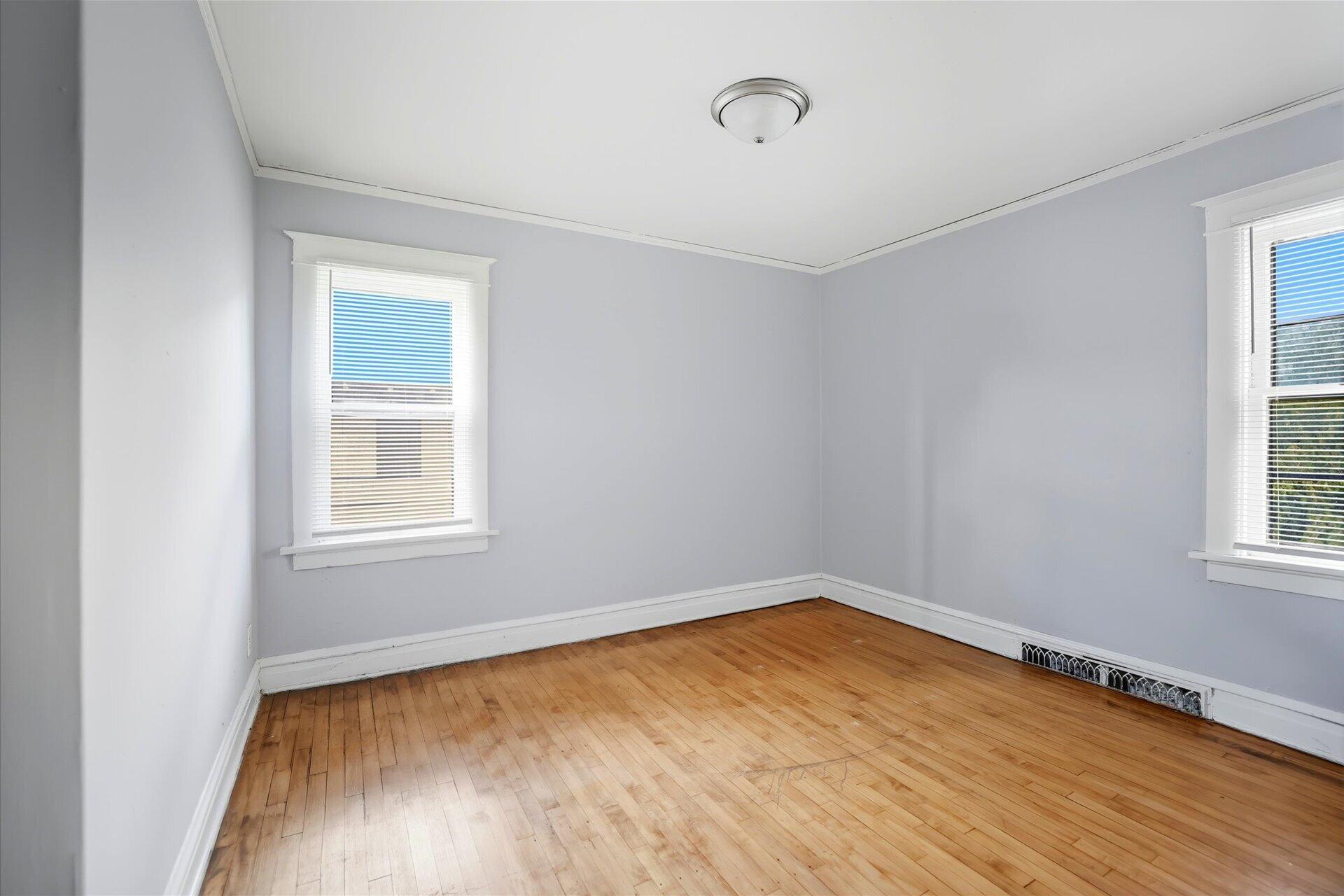 2701 North 39th Street, Unit 2703 Milwaukee, WI 53210 - Photo 7 of 13 12-010_ACAM6432