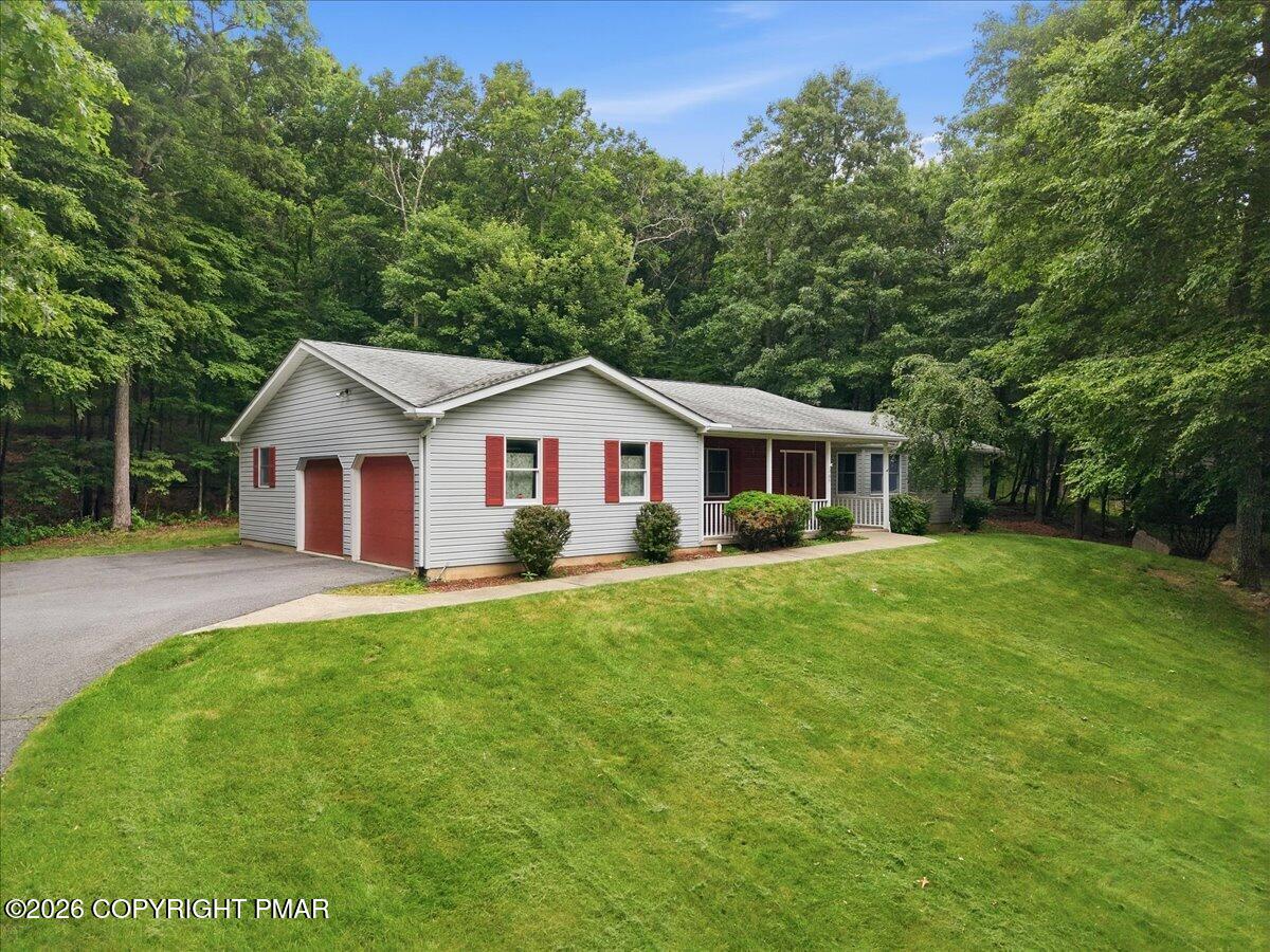 209 Foothill Boulevard Effort, PA 18330 - Photo 1 of 61 Main Photo