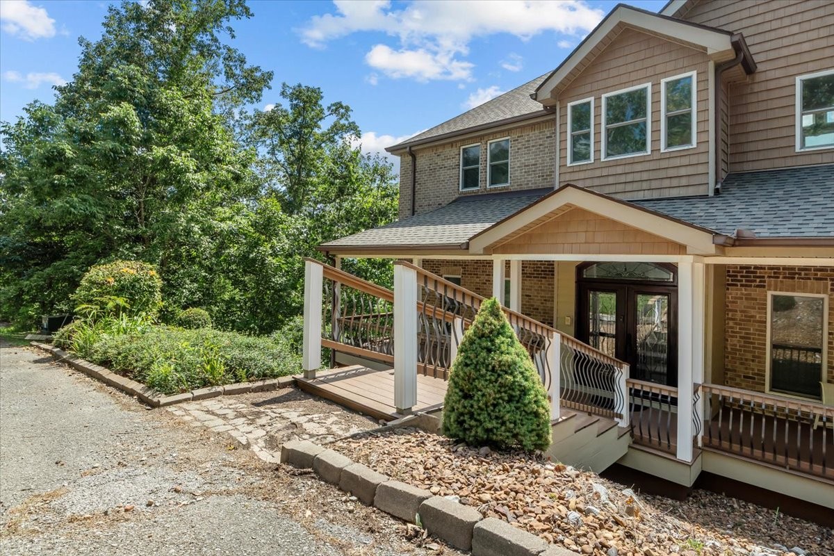 300 Sunset Ridge Waverly, TN 37185 - Photo 2 of 100